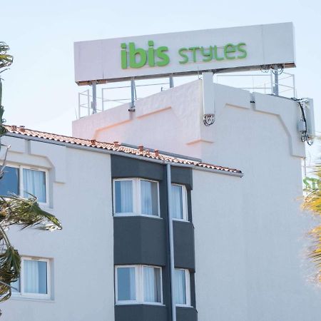 Ibis Styles Perpignan Canet En Roussillon Buitenkant foto