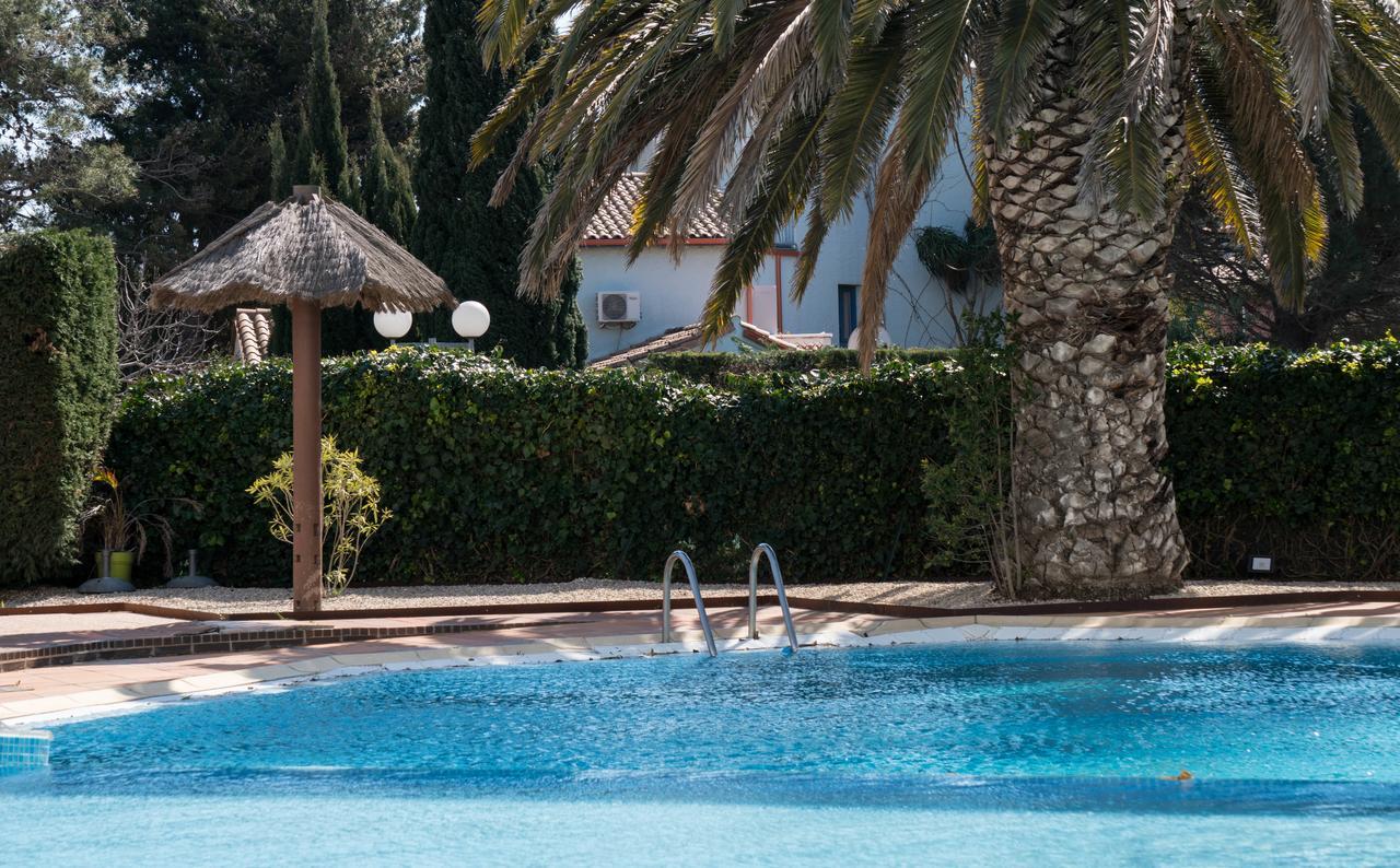 Ibis Styles Perpignan Canet En Roussillon Buitenkant foto