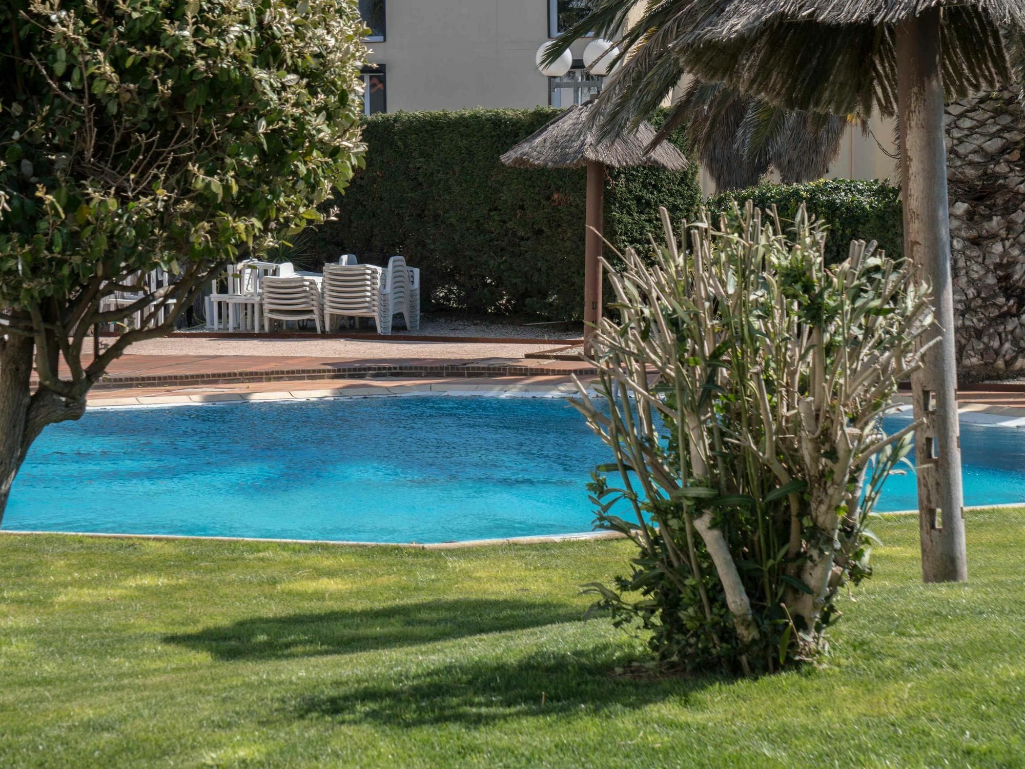 Ibis Styles Perpignan Canet En Roussillon Buitenkant foto